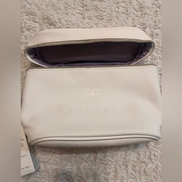 NWT!! Arbonne Set
